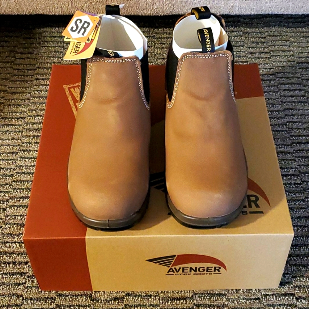 Avenger work boots